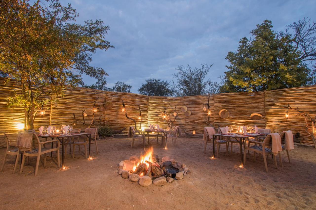 שמורת הציד סאבי סנד Thornybush Simbambili Lodge מראה חיצוני תמונה